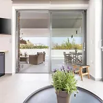 Apoikia Luxury Living Villa Pefkochori