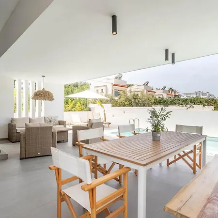 Willa Apoikia Luxury Living