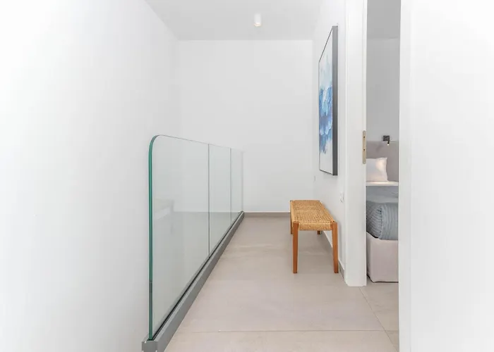 Apoikia Luxury Living