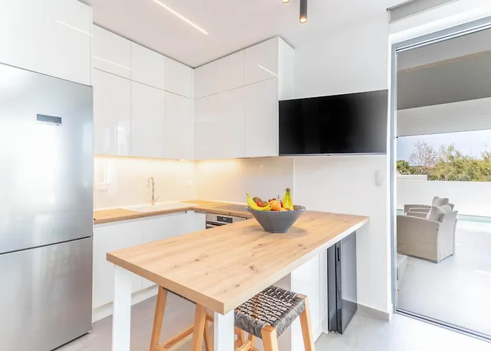 Apoikia Luxury Living Villa